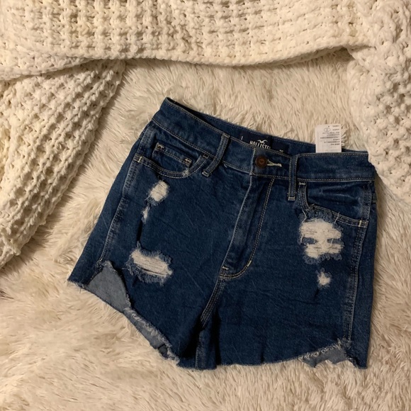 jean shorts hollister “ultra high rise” - Picture 2 of 3
